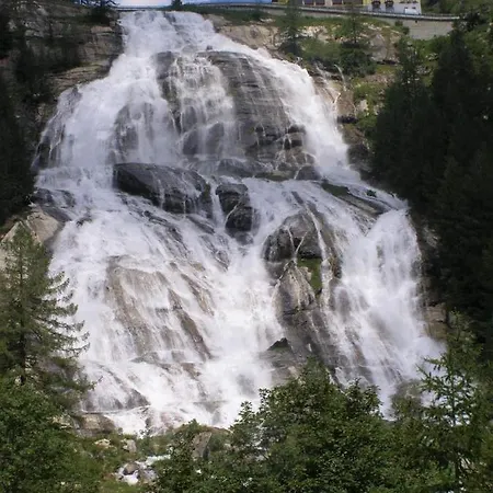 Casa Delle Rose 2 韦尔巴尼亚