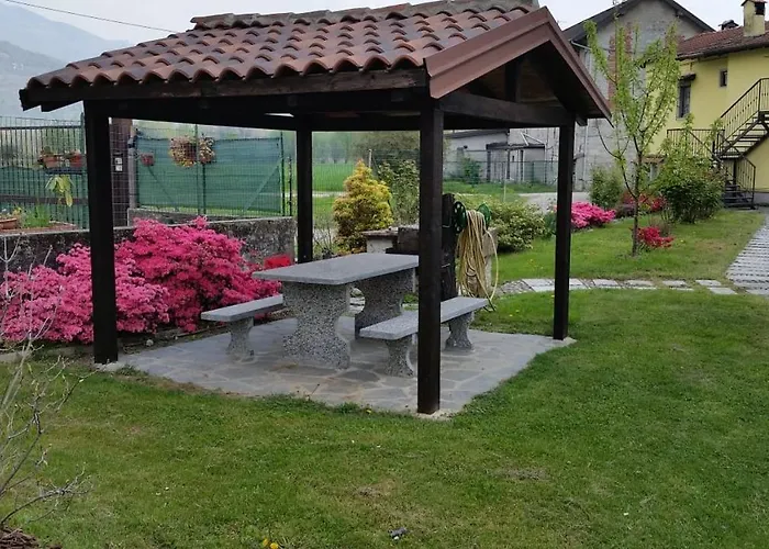 Casa Delle Rose 2 Apartment Verbania